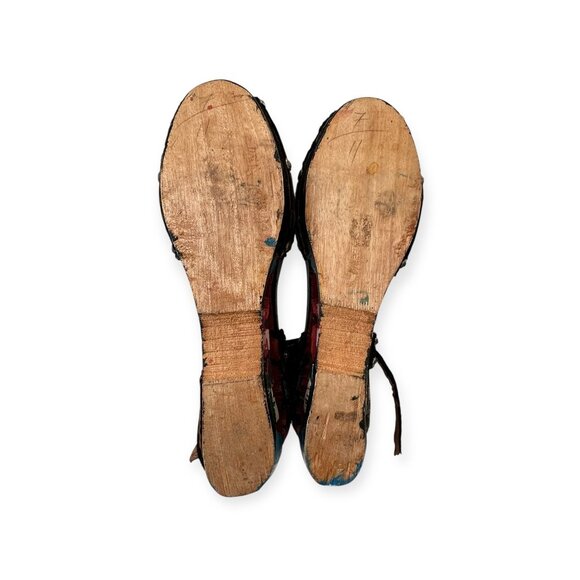Vintage Filipino Hand Painted Wooden Wedge Sandals – 1940s bakya-inspired sandal - Picture 9 of 14
